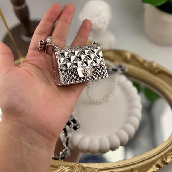 Silver Mini Crossbody Bag with Pearl & Chain Strap ✨ - Picture 10 of 17